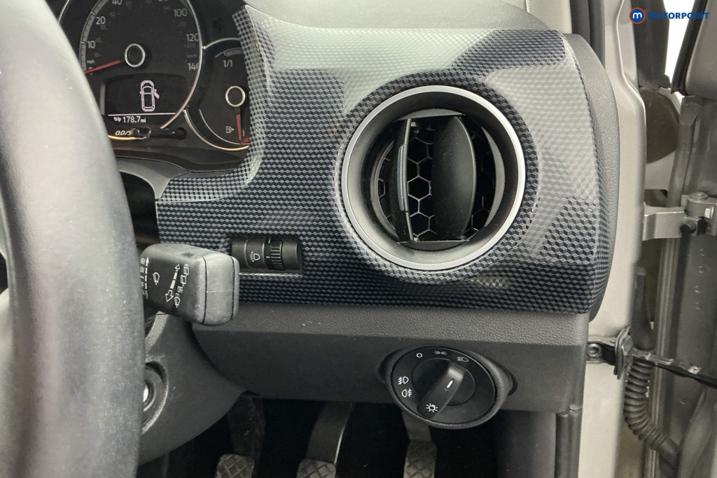 Volkswagen UP R-Line Manual Petrol Hatchback - Stock Number (1642208) - 20th supplementary image