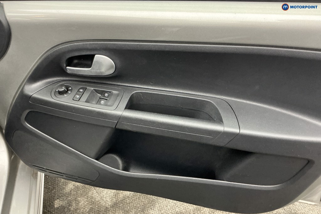 Volkswagen UP R-Line Manual Petrol Hatchback - Stock Number (1642208) - 22nd supplementary image