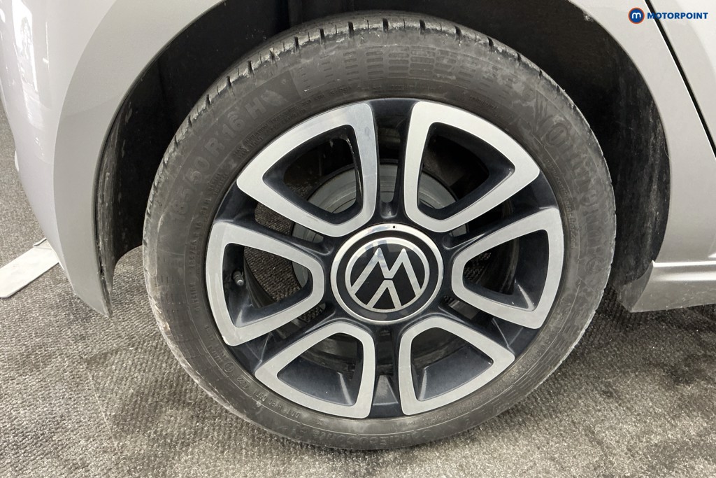 Volkswagen UP R-Line Manual Petrol Hatchback - Stock Number (1642208) - 32nd supplementary image