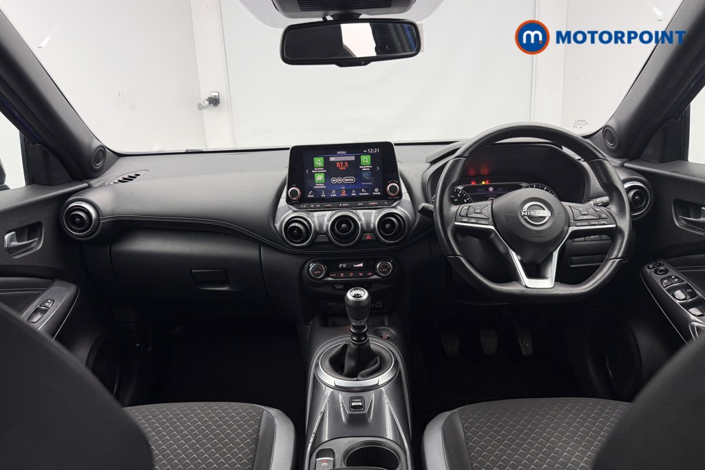 Nissan Juke N-Connecta Manual Petrol SUV - Stock Number (1642329) - 1st supplementary image