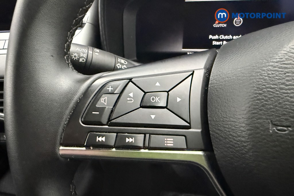 Nissan Juke N-Connecta Manual Petrol SUV - Stock Number (1642397) - 14th supplementary image