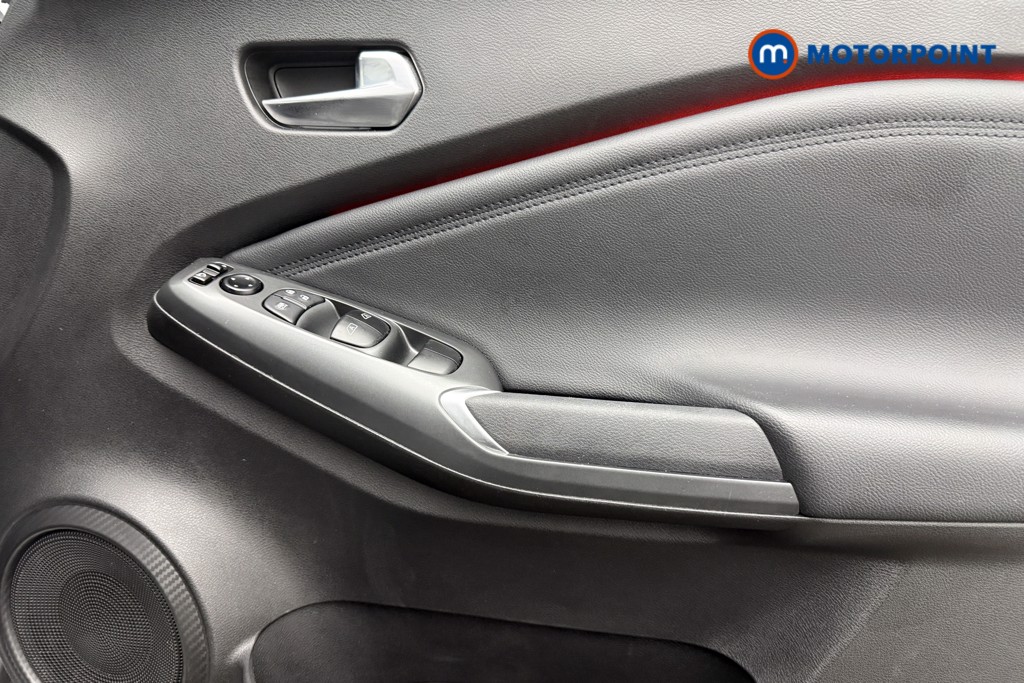 Nissan Juke N-Connecta Manual Petrol SUV - Stock Number (1642397) - 18th supplementary image