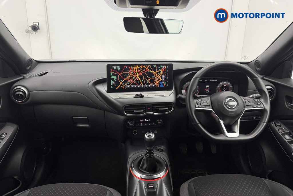 Nissan Juke N-Connecta Manual Petrol SUV - Stock Number (1642397) - 1st supplementary image
