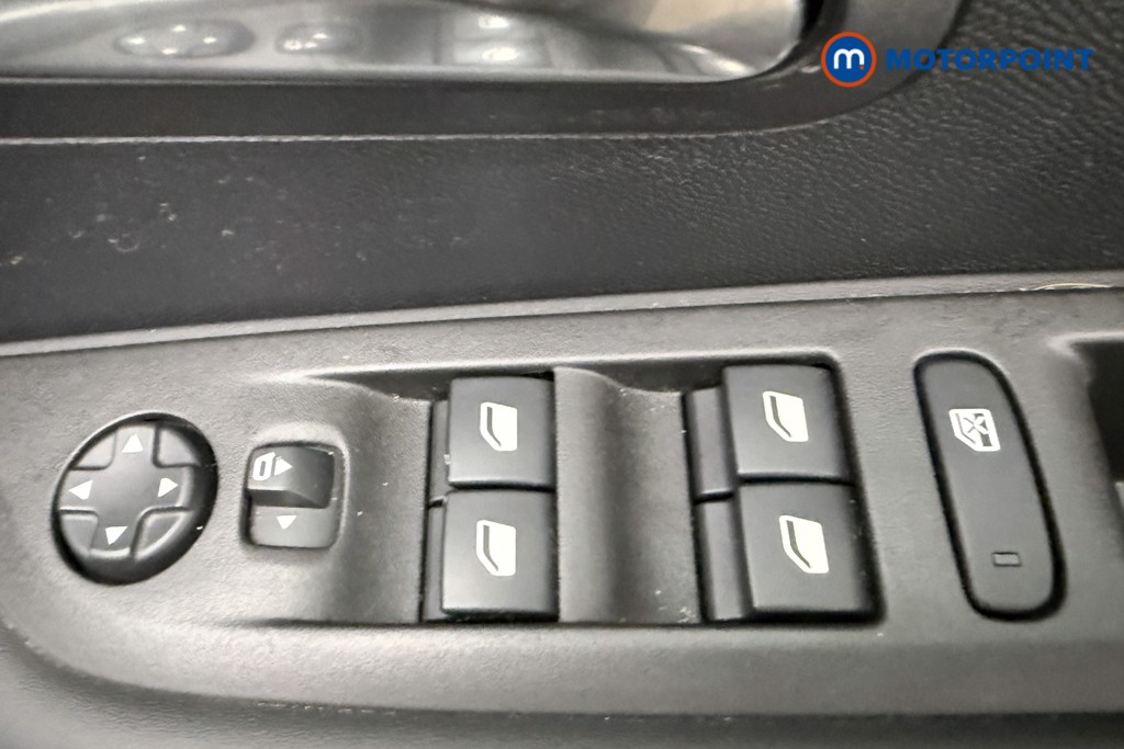 Peugeot 208 Allure Manual Petrol Hatchback - Stock Number (1642507) - 18th supplementary image