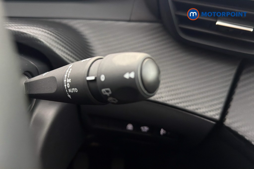 Peugeot 208 Allure Manual Petrol Hatchback - Stock Number (1642577) - 7th supplementary image