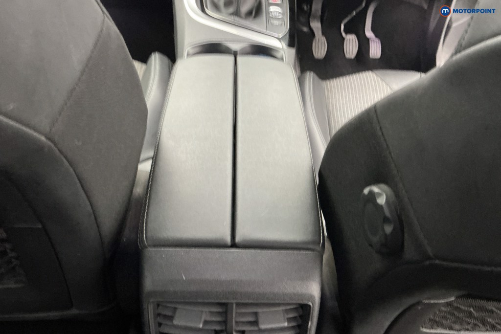 Peugeot 5008 Allure Premium Manual Diesel SUV - Stock Number (1643521) - 11th supplementary image