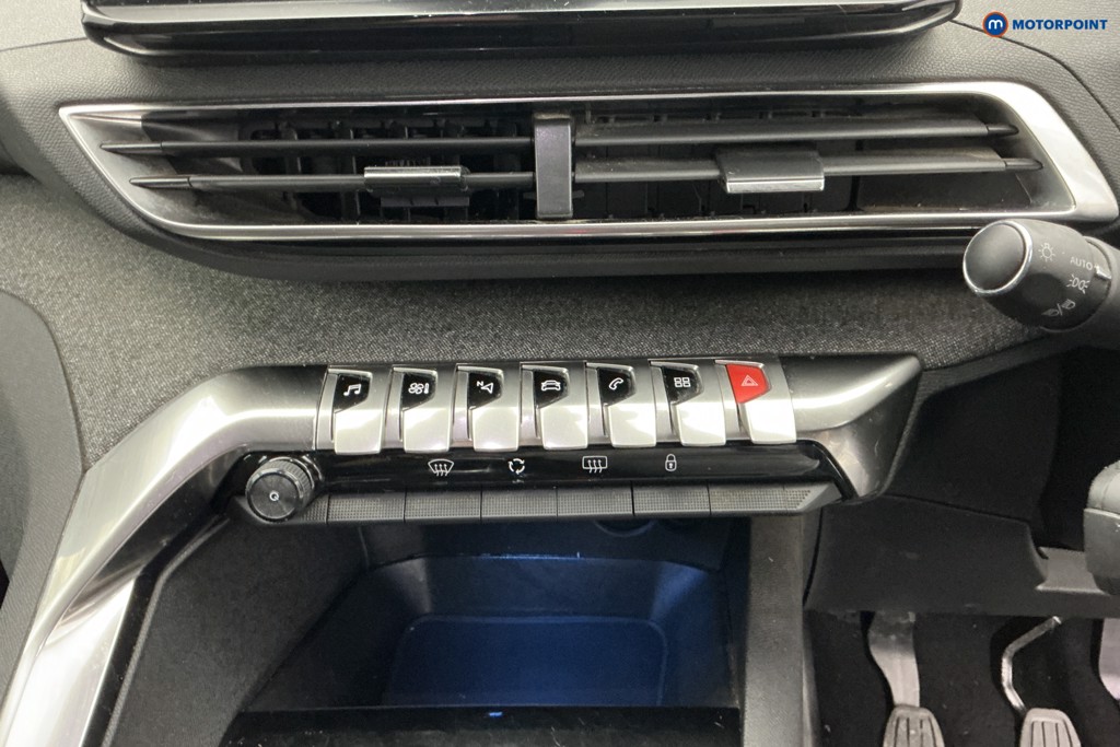 Peugeot 5008 Allure Premium Manual Diesel SUV - Stock Number (1643521) - 16th supplementary image