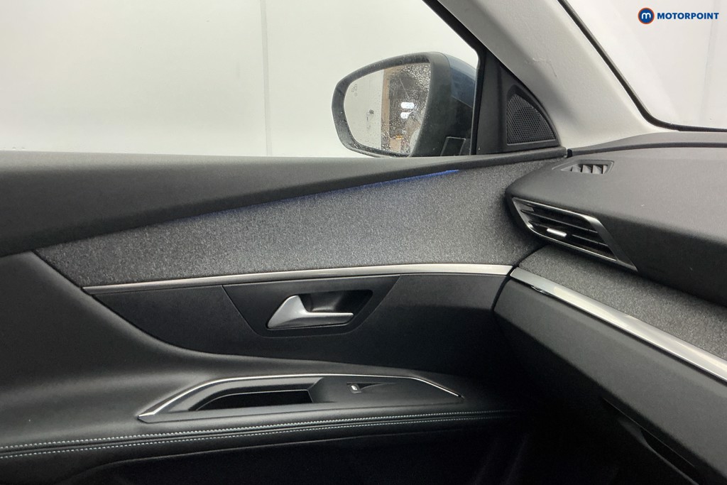 Peugeot 5008 Allure Premium Manual Diesel SUV - Stock Number (1643521) - 18th supplementary image