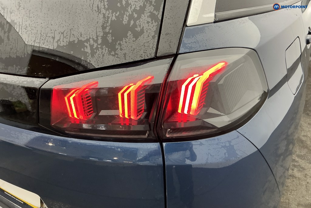 Peugeot 5008 Allure Premium Manual Diesel SUV - Stock Number (1643521) - 29th supplementary image