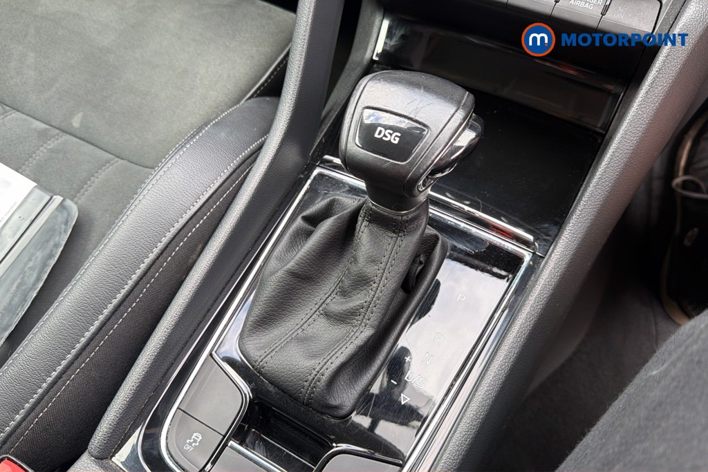 Skoda Karoq Se L Automatic Petrol SUV - Stock Number (1643546) - 15th supplementary image