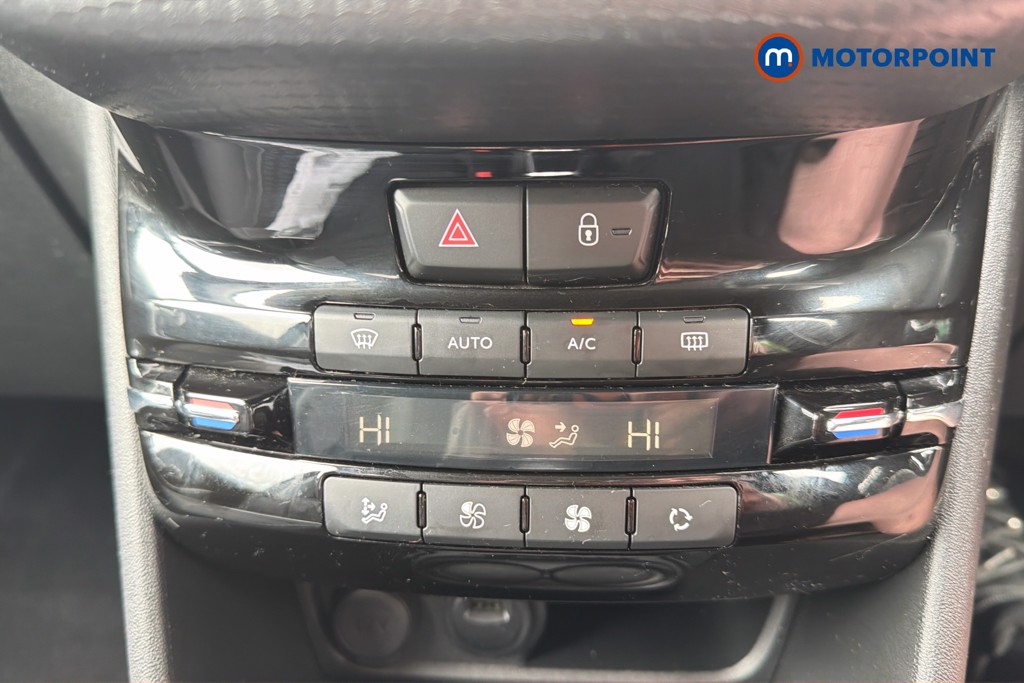 Peugeot 2008 Allure Manual Diesel SUV - Stock Number (1643557) - 12th supplementary image