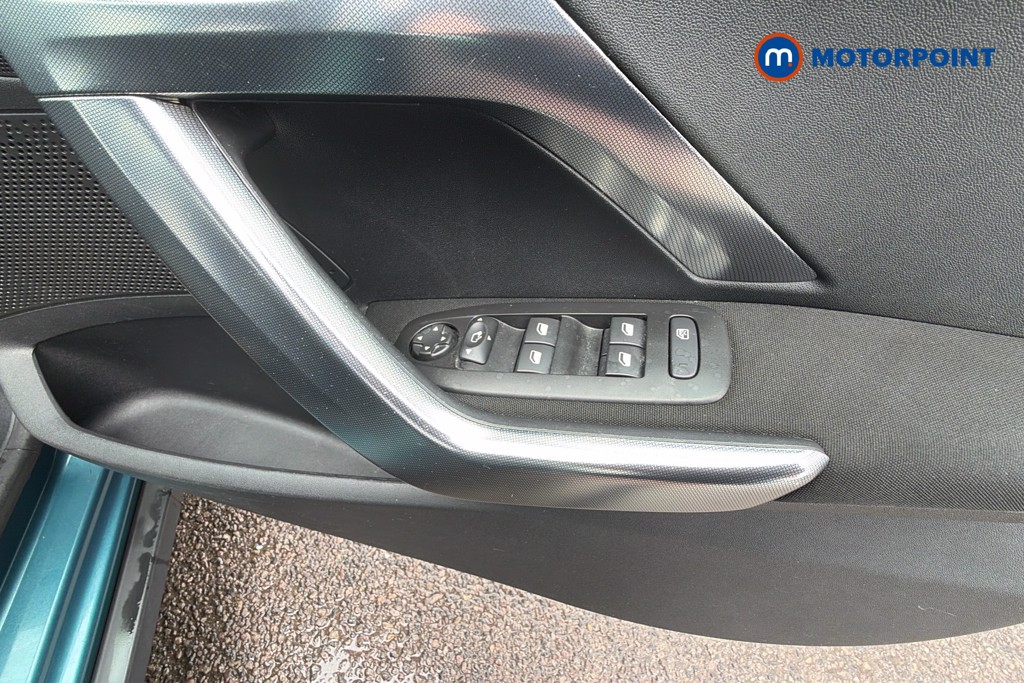 Peugeot 2008 Allure Manual Diesel SUV - Stock Number (1643557) - 20th supplementary image
