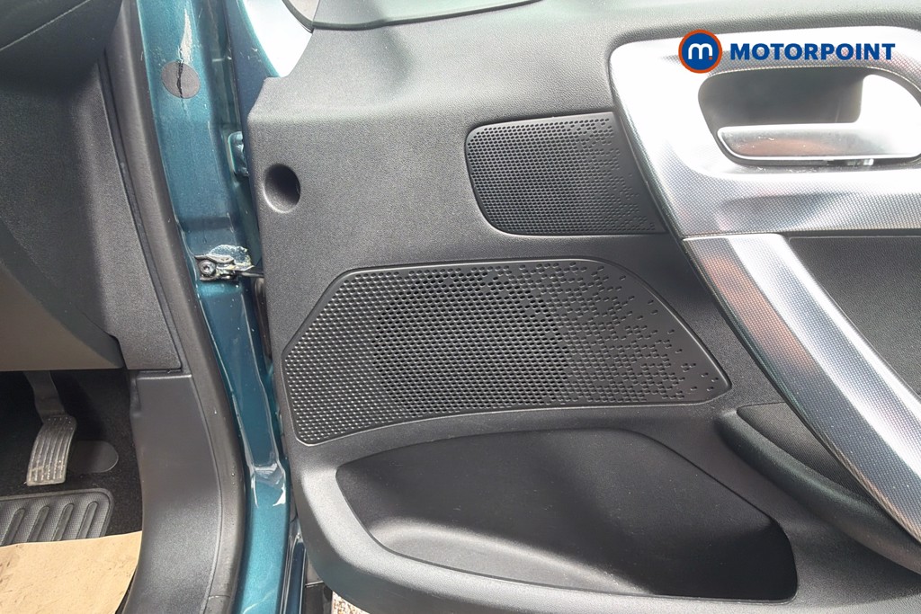 Peugeot 2008 Allure Manual Diesel SUV - Stock Number (1643557) - 21st supplementary image