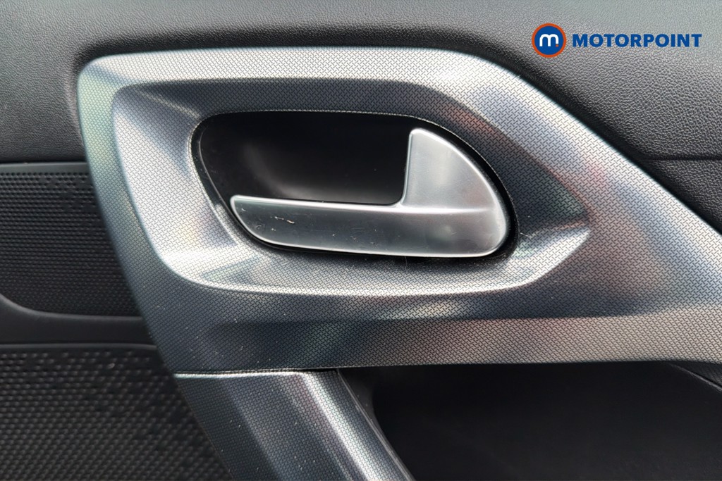 Peugeot 2008 Allure Manual Diesel SUV - Stock Number (1643557) - 42nd supplementary image