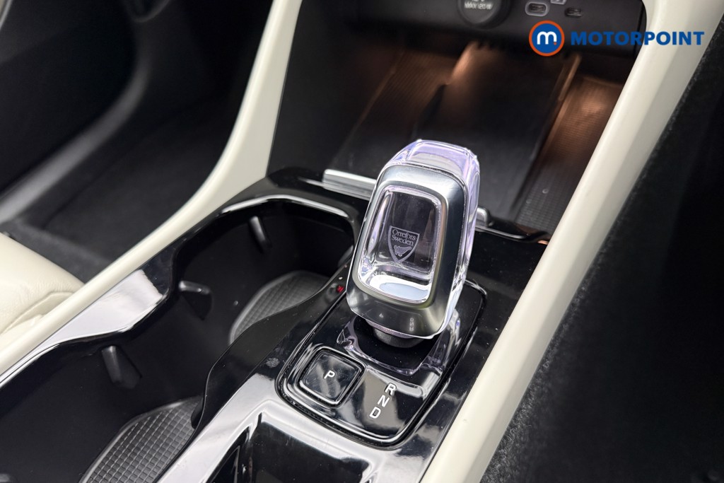 Volvo Xc40 Plus Automatic Petrol SUV - Stock Number (1643582) - 14th supplementary image