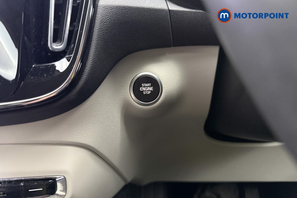 Volvo Xc40 Plus Automatic Petrol SUV - Stock Number (1643582) - 16th supplementary image