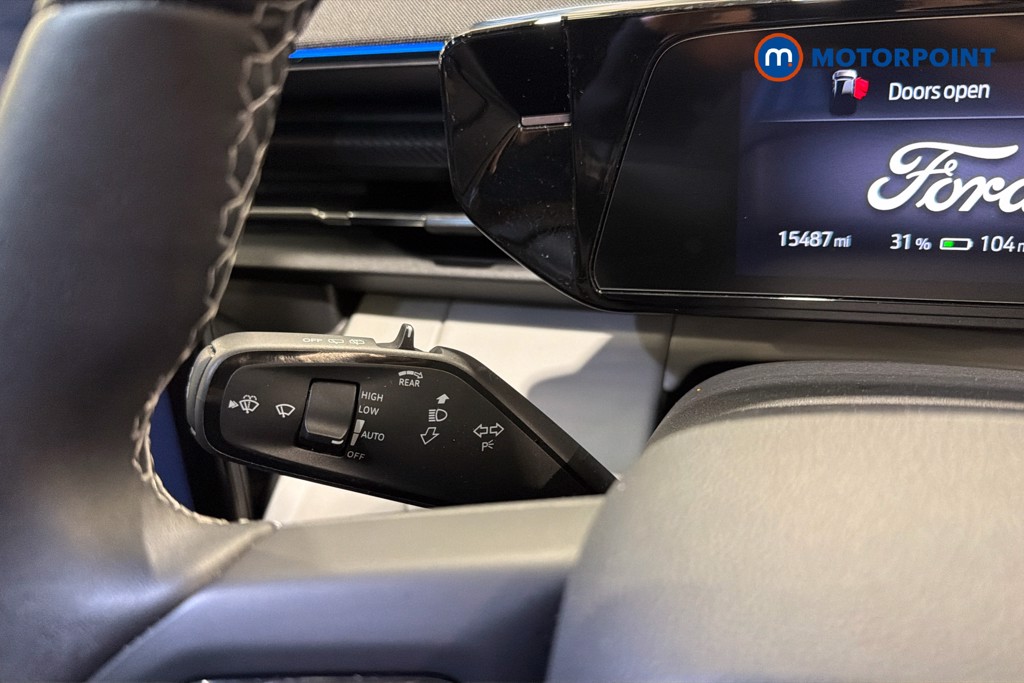 Ford Explorer Premium Automatic Electric SUV - Stock Number (1643681) - 6th supplementary image
