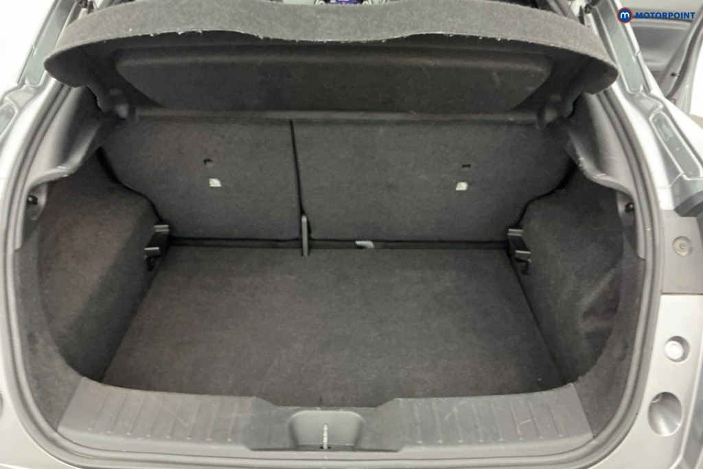 Nissan Juke N-Connecta Automatic Petrol-Electric Hybrid SUV - Stock Number (1643761) - 3rd supplementary image