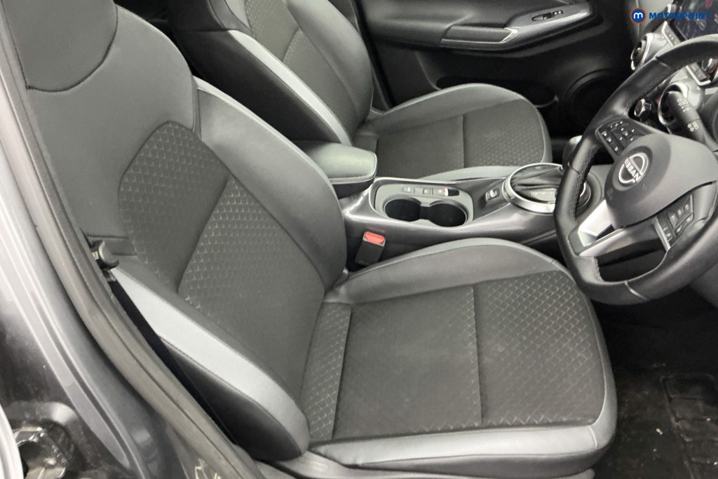 Nissan Juke N-Connecta Automatic Petrol-Electric Hybrid SUV - Stock Number (1643761) - 5th supplementary image