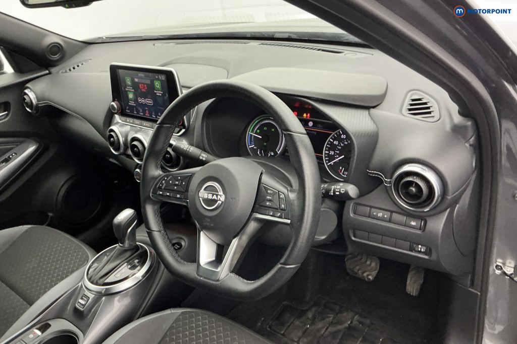 Nissan Juke N-Connecta Automatic Petrol-Electric Hybrid SUV - Stock Number (1643761) - 8th supplementary image