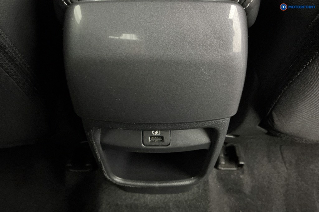Nissan Juke N-Connecta Automatic Petrol-Electric Hybrid SUV - Stock Number (1643761) - 10th supplementary image