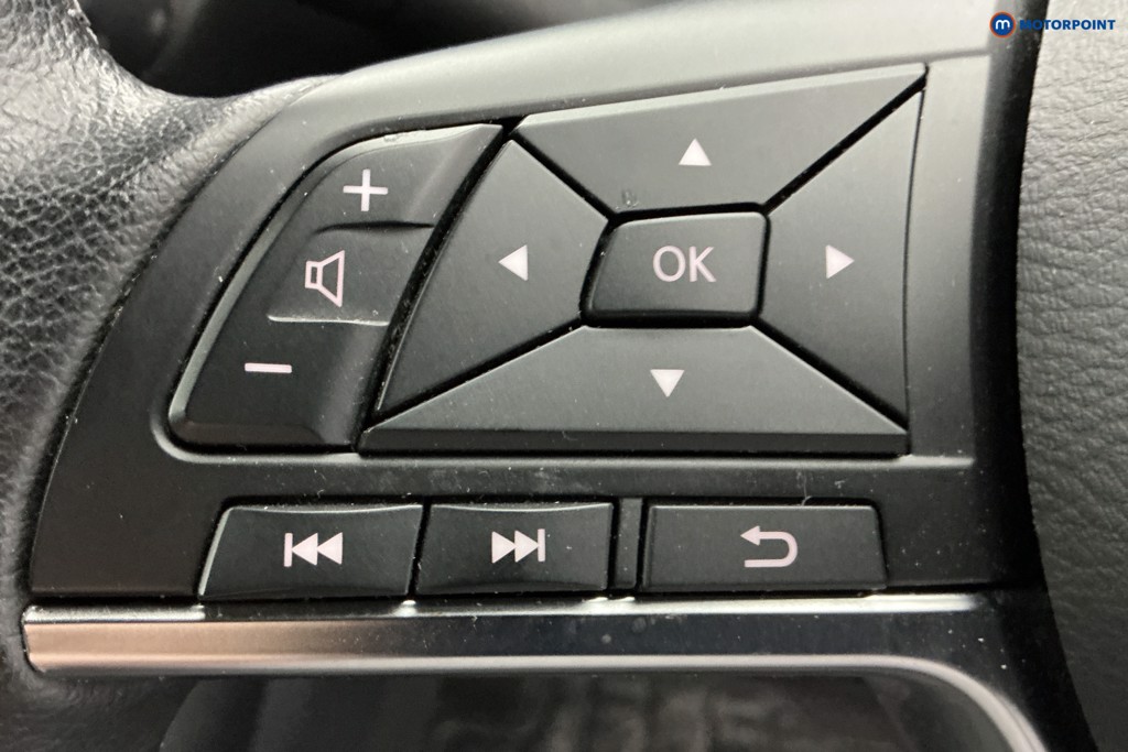 Nissan Juke N-Connecta Automatic Petrol-Electric Hybrid SUV - Stock Number (1643761) - 20th supplementary image