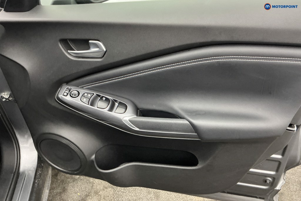 Nissan Juke N-Connecta Automatic Petrol-Electric Hybrid SUV - Stock Number (1643761) - 24th supplementary image