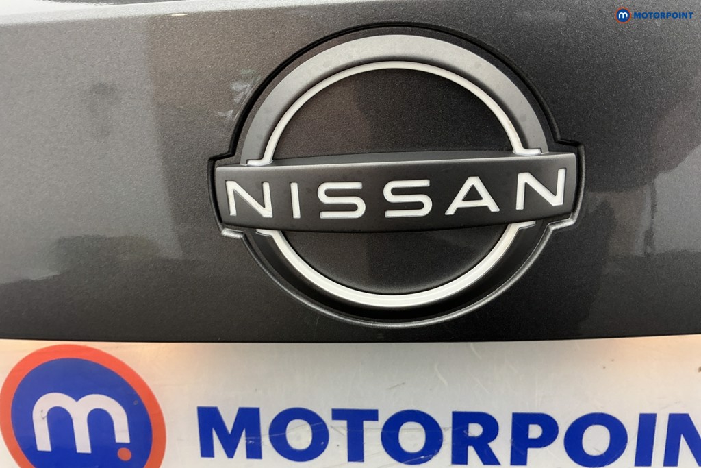 Nissan Juke N-Connecta Automatic Petrol-Electric Hybrid SUV - Stock Number (1643761) - 33rd supplementary image