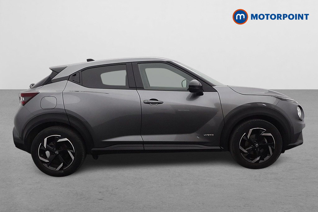 Nissan Juke N-Connecta Automatic Petrol-Electric Hybrid SUV - Stock Number (1643761) - Drivers side