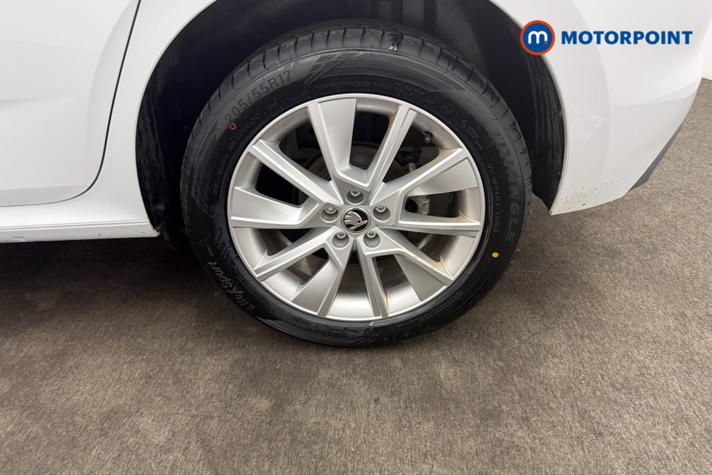 Skoda Kamiq SE Manual Petrol SUV - Stock Number (1643810) - 23rd supplementary image
