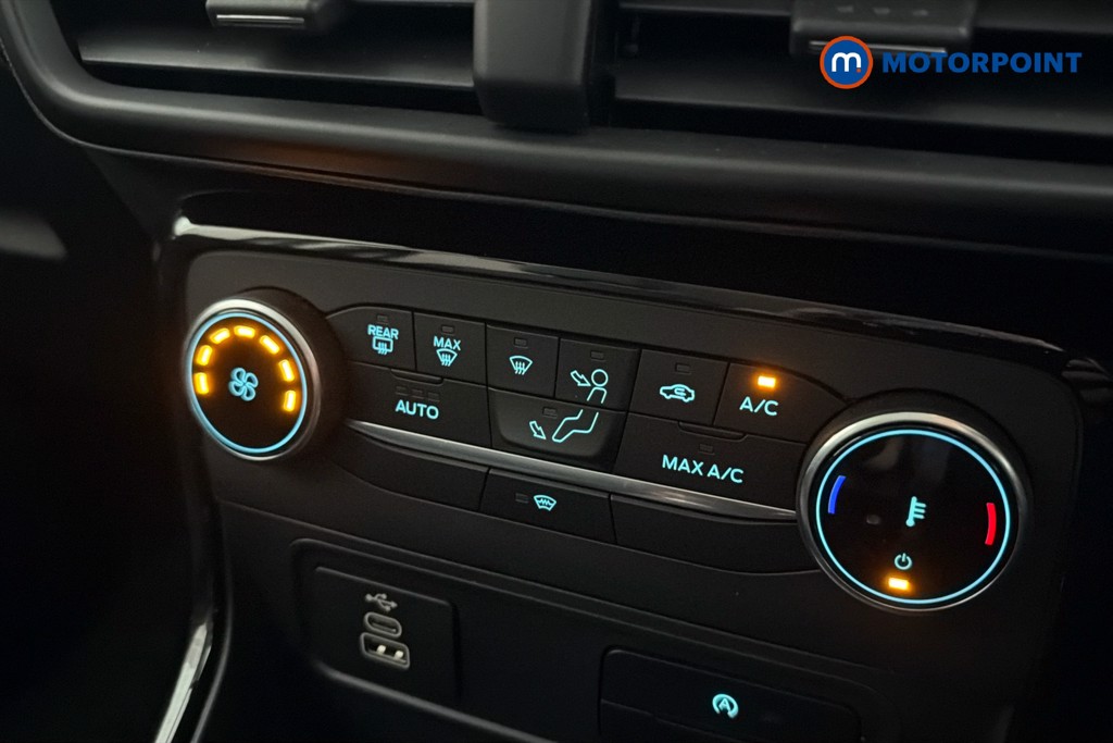 Ford Ecosport Active Manual Petrol SUV - Stock Number (1644069) - 12th supplementary image