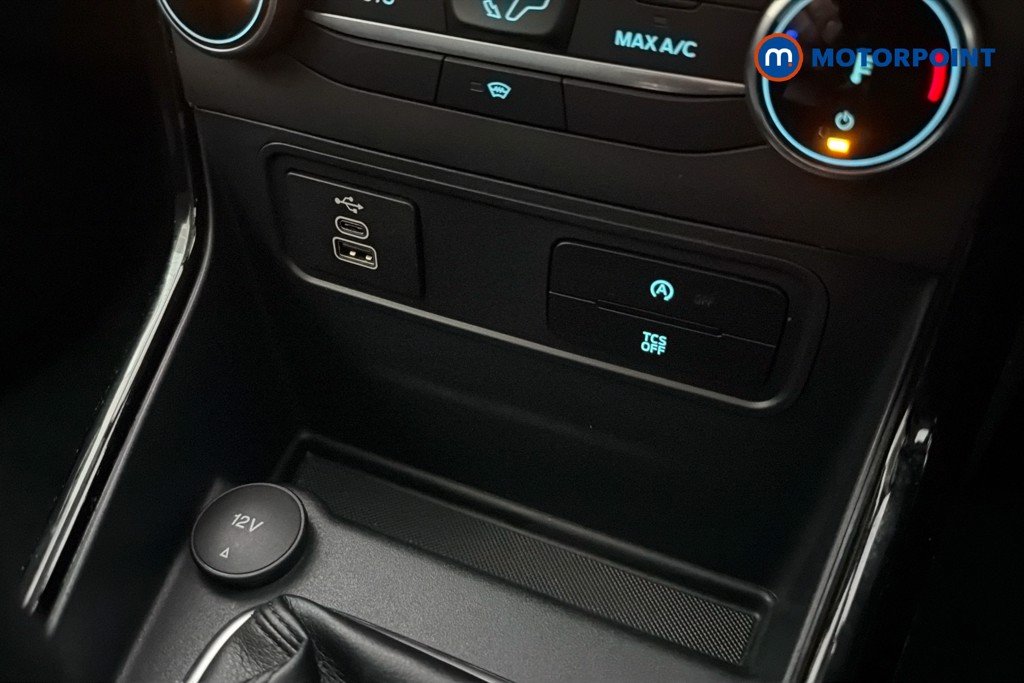 Ford Ecosport Active Manual Petrol SUV - Stock Number (1644069) - 17th supplementary image