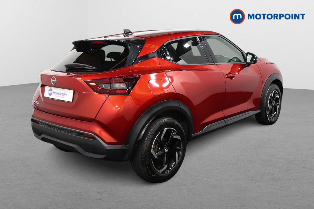 Nissan Juke N-Connecta Manual Petrol SUV - Stock Number (1644287) - Drivers side rear corner