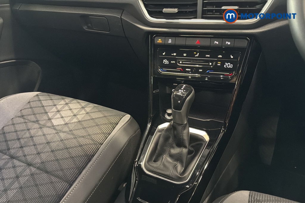 Volkswagen T-Roc R-Line Automatic Petrol SUV - Stock Number (1644405) - 15th supplementary image
