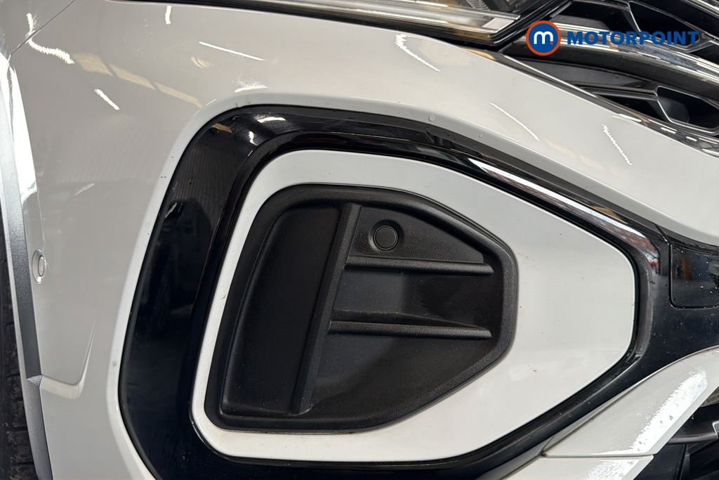 Volkswagen T-Roc R-Line Automatic Petrol SUV - Stock Number (1644405) - 38th supplementary image