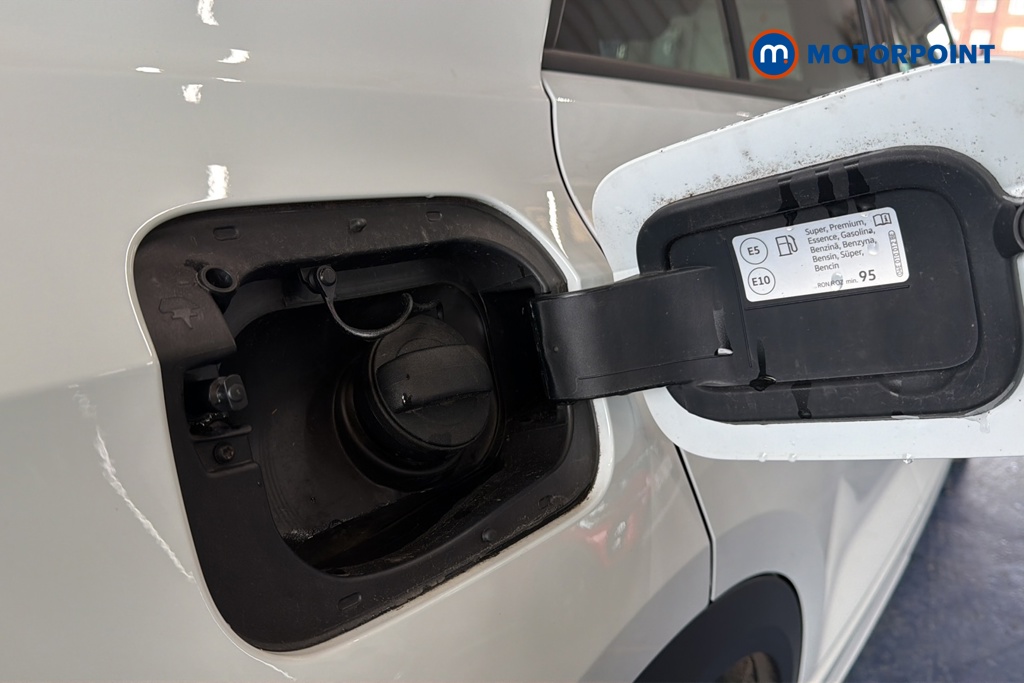 Volkswagen T-Roc R-Line Automatic Petrol SUV - Stock Number (1644405) - 41st supplementary image