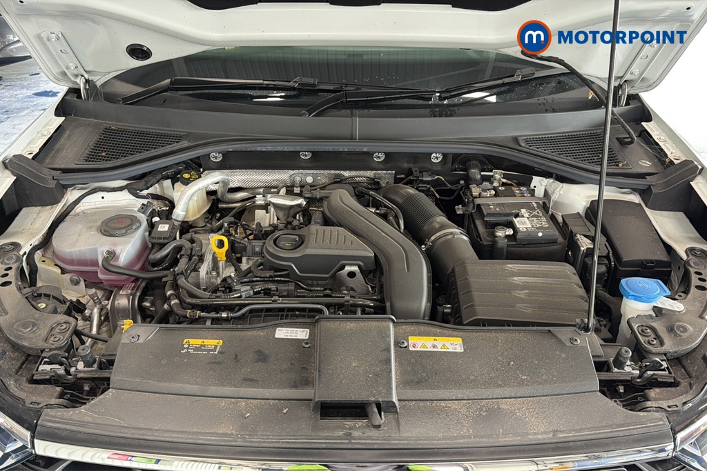 Volkswagen T-Roc R-Line Automatic Petrol SUV - Stock Number (1644405) - 48th supplementary image