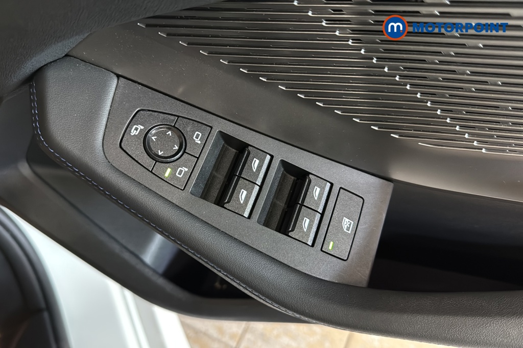 BMW 1 Series M Sport Automatic Petrol Hatchback - Stock Number (1644471) - 19th supplementary image