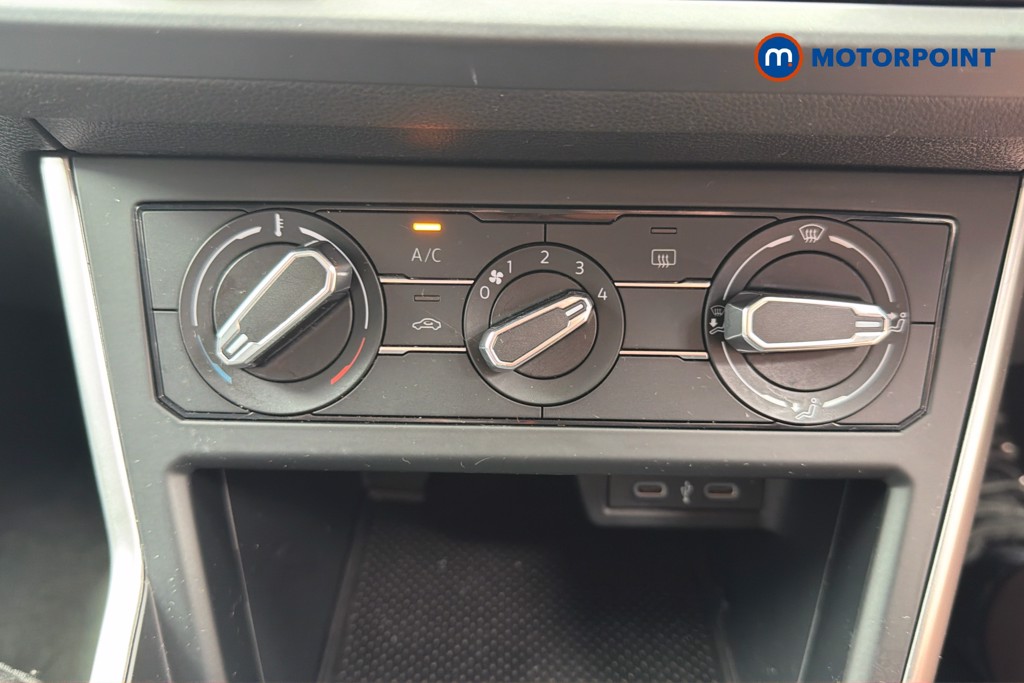 Volkswagen Polo Life Manual Petrol Hatchback - Stock Number (1644472) - 12th supplementary image