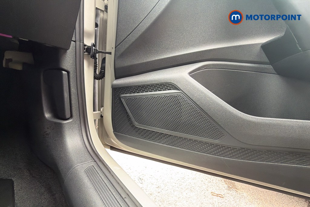 Volkswagen Polo Life Manual Petrol Hatchback - Stock Number (1644472) - 21st supplementary image