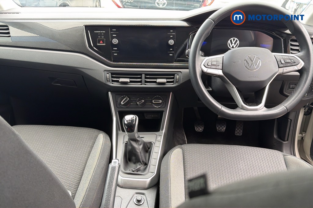 Volkswagen Polo Life Manual Petrol Hatchback - Stock Number (1644472) - 1st supplementary image
