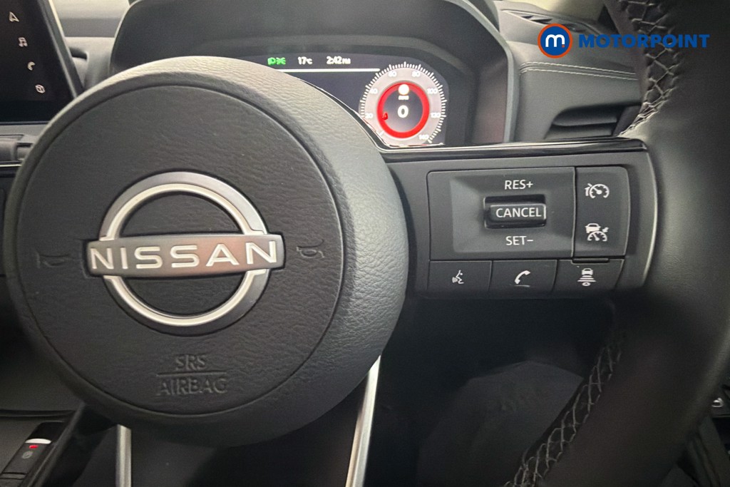 Nissan Qashqai N-Connecta Automatic Petrol-Electric Hybrid SUV - Stock Number (1644542) - 4th supplementary image
