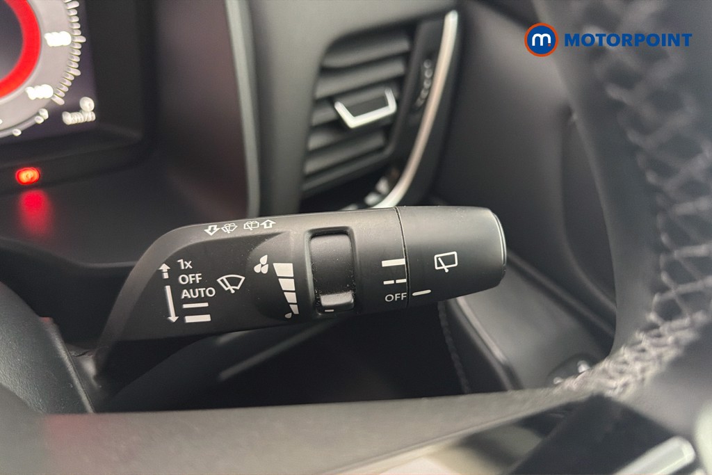 Nissan Qashqai N-Connecta Automatic Petrol-Electric Hybrid SUV - Stock Number (1644542) - 7th supplementary image