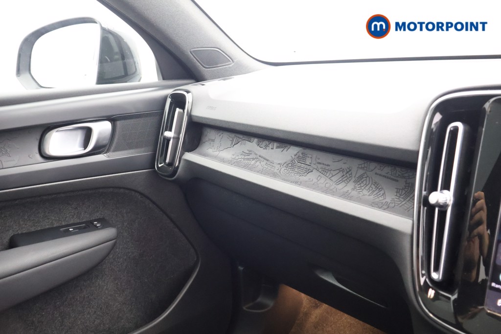 Volvo C40 Core Automatic Electric SUV - Stock Number (1644779) - 9th supplementary image