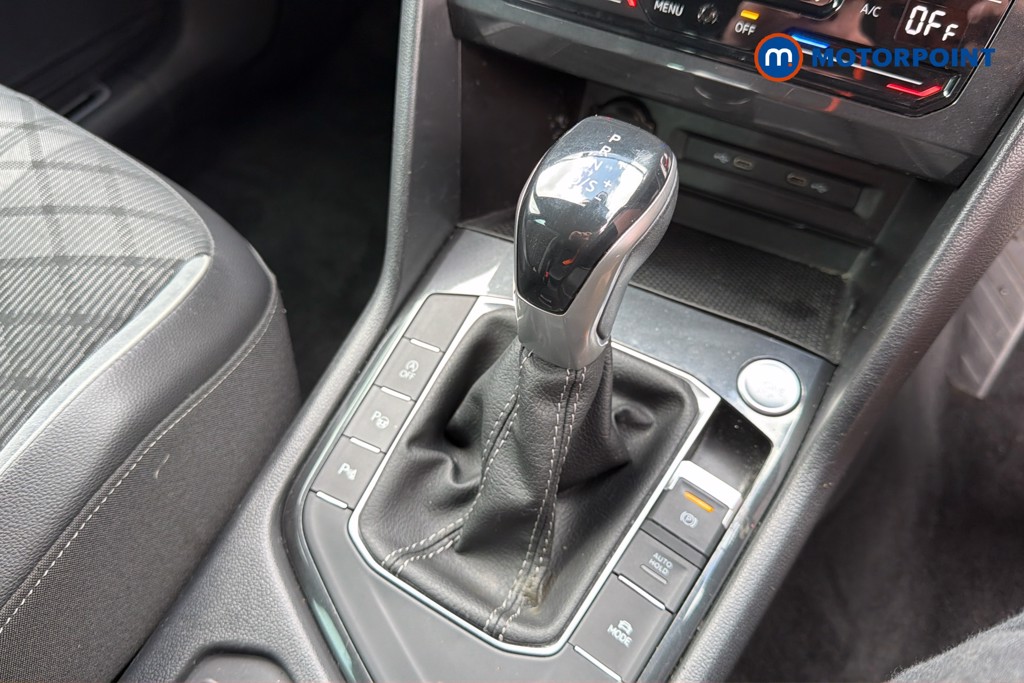 Volkswagen Tiguan R-Line Automatic Petrol SUV - Stock Number (1644838) - 15th supplementary image