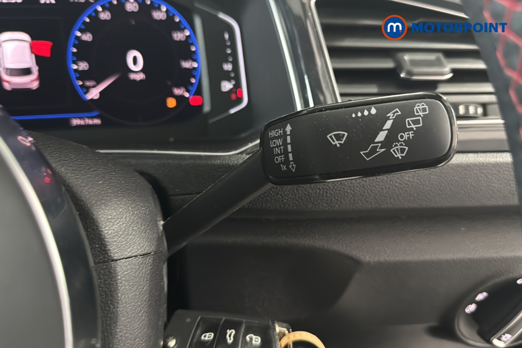 Volkswagen T-Roc SEL Manual Petrol SUV - Stock Number (1645068) - 6th supplementary image