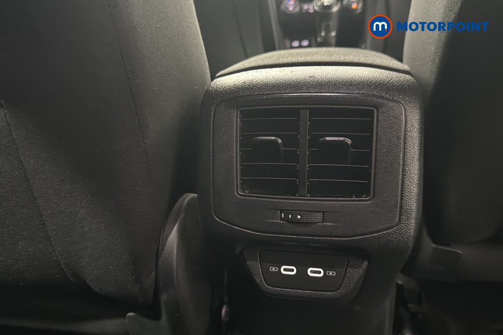 Volkswagen T-Roc SEL Manual Petrol SUV - Stock Number (1645068) - 28th supplementary image