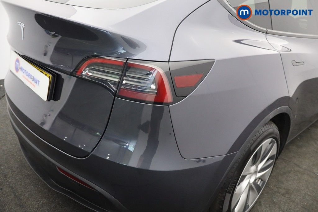 Tesla Model Y Rwd 5Dr Auto Automatic Electric SUV - Stock Number (1645696) - 4th supplementary image