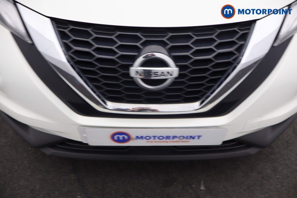 Nissan Juke Acenta Automatic Petrol SUV - Stock Number (1645707) - 22nd supplementary image