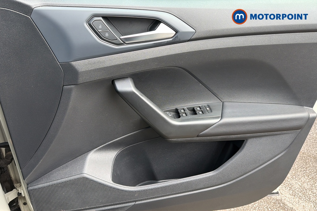 Volkswagen T-Cross Black Edition Manual Petrol SUV - Stock Number (1645878) - 18th supplementary image